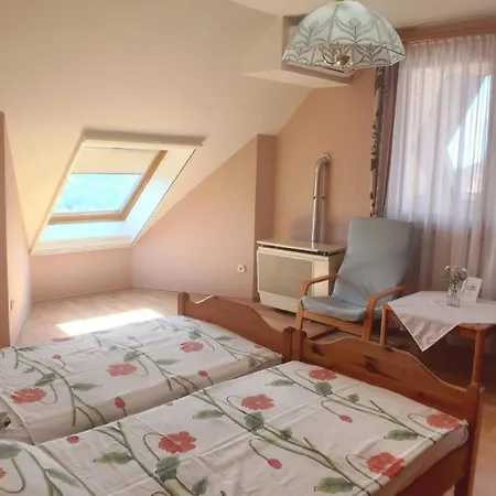 In Mit Eigenem Balkon Apartmán *