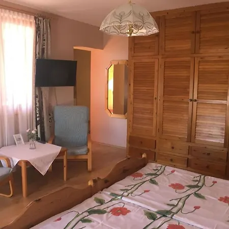 In Mit Eigenem Balkon Apartmán
