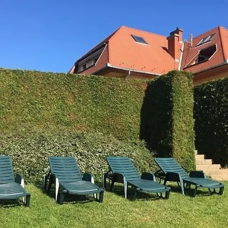 In Mit Eigenem Balkon Heviz