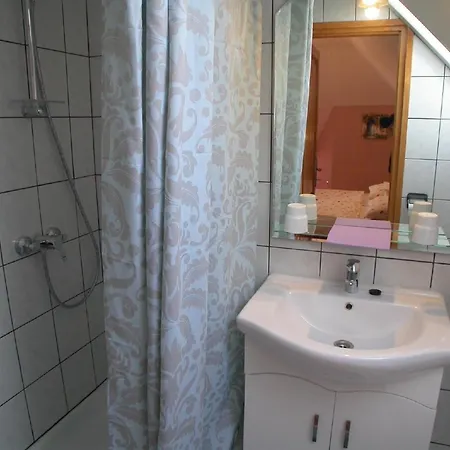 In Mit Eigenem Balkon Apartment Heviz